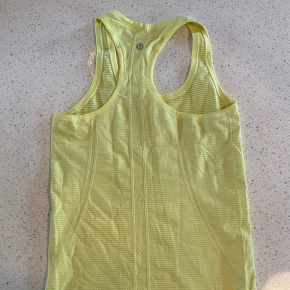 Lululemon Swiftly Tech Racerback Tank - Picture 1 of 3